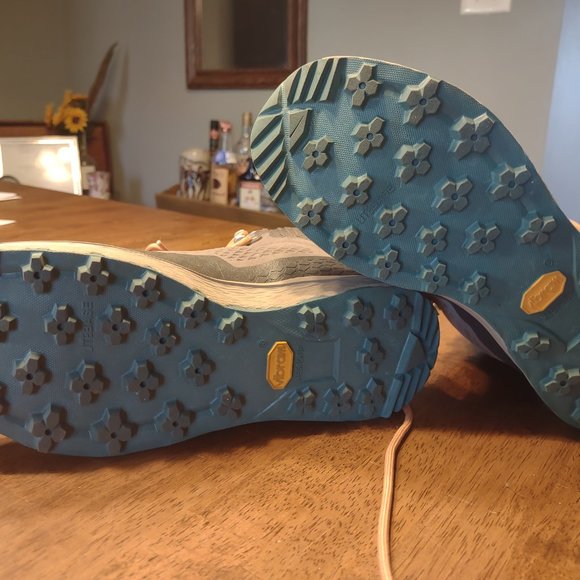 Vasque Breeze LT NTX Hiking Boots 7417 - Size 7.5 - Picture 2 of 4